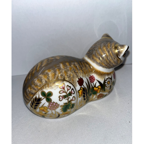 118 - x2 Royal Crown Derby cottage cat paperweights with gold stopper and boxes, X2 items in total