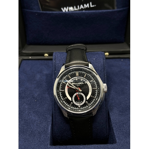 312 - A William L. “Accueil” wristwatch, with a 40.5mm stainless steel case, a sapphire crystal lens with ... 