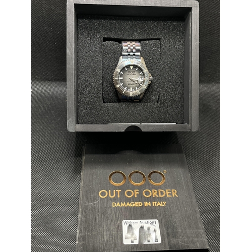 313 - An Out of Order “Black Swiss Automatic” wristwatch with 44mm stainless steel case and stainless-stee... 