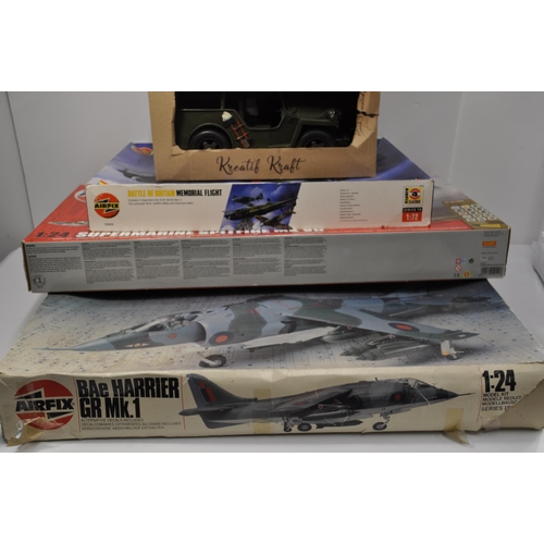 61 - Airfix boxed model aircraft kits X4, to include Supermarine spitfire Mk Vb, plus Metal ornament of a... 