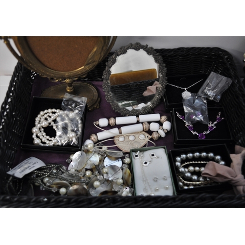 3 - A large quantity of costume jewellery to include necklaces, bracelets, bangles, earrings, rings etc.... 