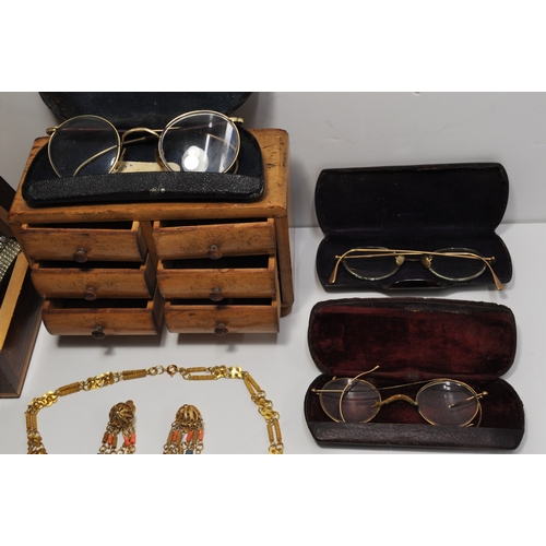 8 - Vintage costume jewellery presented in wooden box together with a pair of  cased antique spectacles ... 