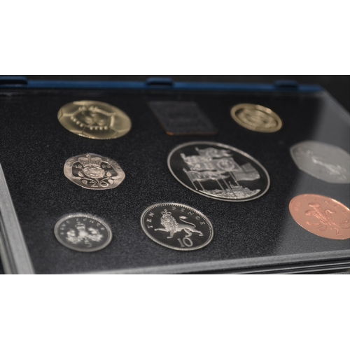 173 - 1996 Royal Mint UK Proof coin collection 25 years of decimal coins with certificate of authenticity