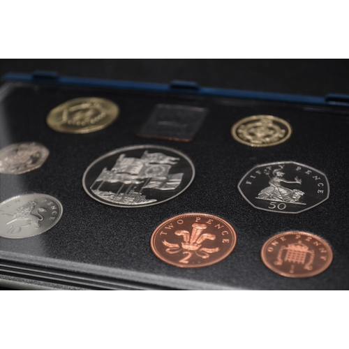 173 - 1996 Royal Mint UK Proof coin collection 25 years of decimal coins with certificate of authenticity