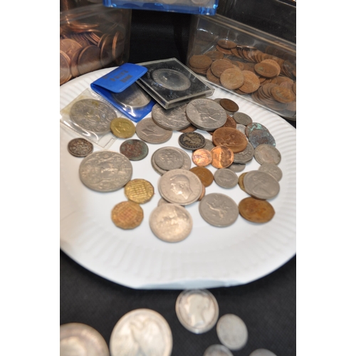 177 - Mixed bronzed and silver coinage  to include George VI 1936 & 1943 silver three pence, 1937 silver C... 