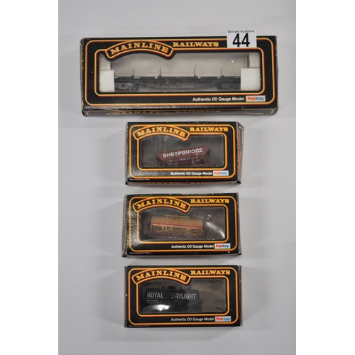 44 - Large quantity of Mainline Railways models including railway wagons and trailers x 20 in total