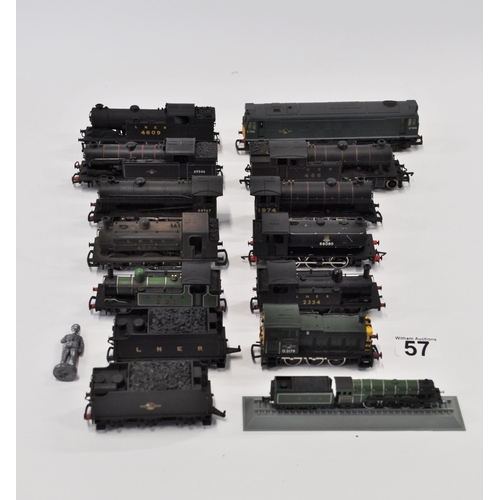 57 - Quantity of Hornby , Mainline, Dapol and Bachmann model trains and trailers x 14 items