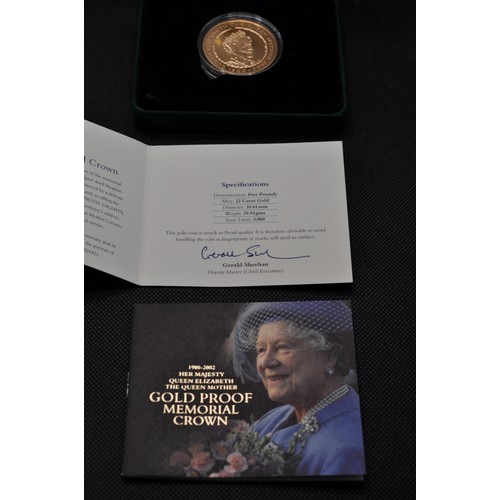 184 - Royal Mint Her Majesty Queen Elizabeth The Queen Mother 22ct Gold Proof Memorial Crown, boxed with C... 