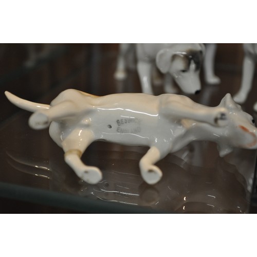 2 - A group of Beswick hunting dogs with fox, X6 items in total