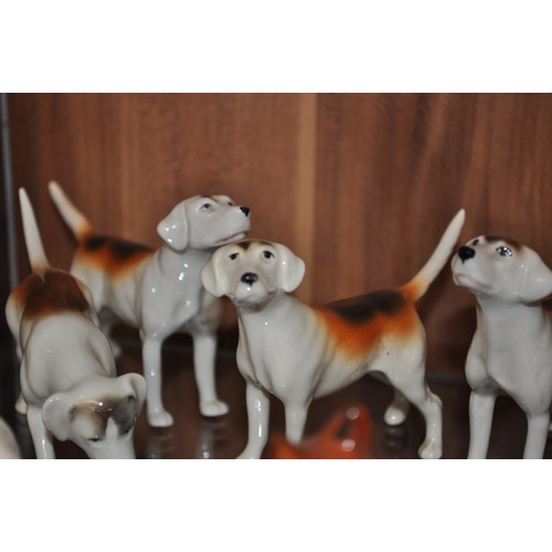 2 - A group of Beswick hunting dogs with fox, X6 items in total