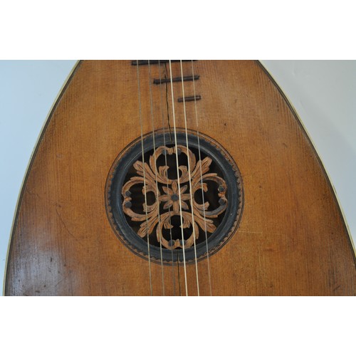 37 - Vintage 6 string Lute guitar