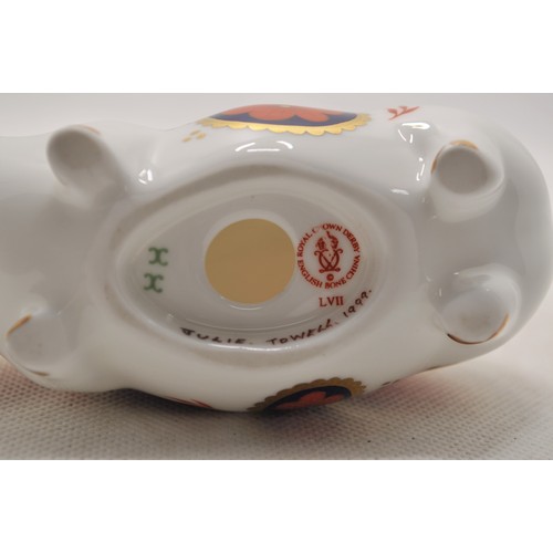 95 - Royal Crown Derby Imari Pig paperweight signed Julie Towell 1999