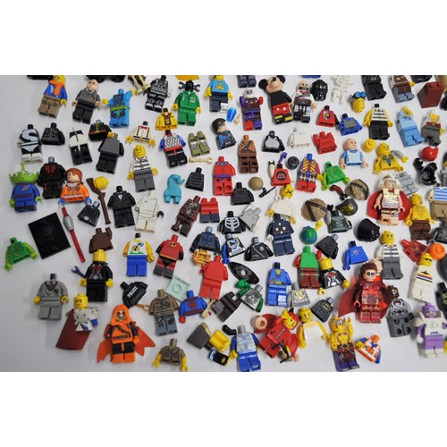 153 - Quantity of Lego Figures including DC comics, Marvel, Star wars, Lego ninjago etc (include other mak... 