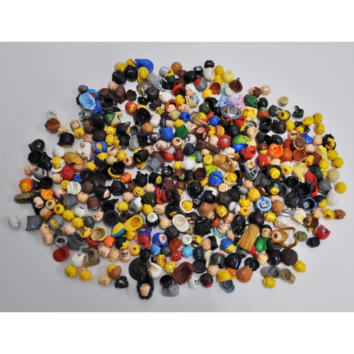 153 - Quantity of Lego Figures including DC comics, Marvel, Star wars, Lego ninjago etc (include other mak... 