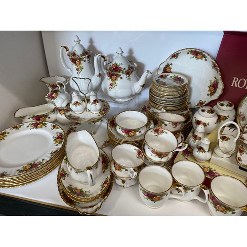 77 - Royal Albert Old Country Roses (in excess of 75 items!) consisting Tableware items, boxed placemats,... 