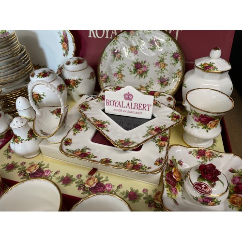 77 - Royal Albert Old Country Roses (in excess of 75 items!) consisting Tableware items, boxed placemats,... 