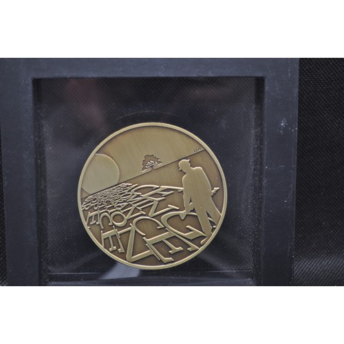 79 - Group of military-themed coins and medallions to include D-Day 70th anniversary commemorative Crown ... 