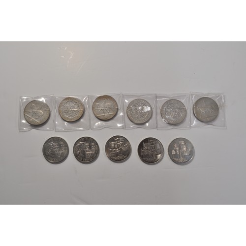 82 - 2002-2003 five pound commemorative coins X6 in total