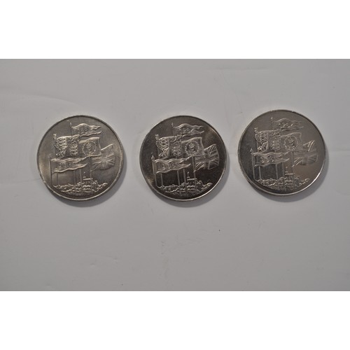 82 - 2002-2003 five pound commemorative coins X6 in total