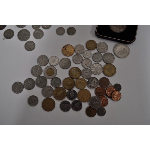 83 - Mixed coinage to include shillings/two shillings predominately pre 1947, coins from around the world... 