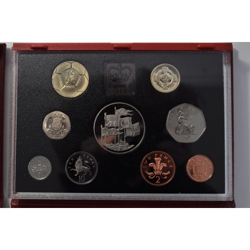 84 - 1995 and 1996 United Kingdom Deluxe proof sets. 1996 celebrating 25 years of decimalisation