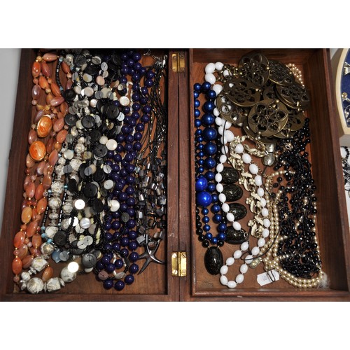 178 - Costume jewellery items consisting of predominately necklaces, bracelets and brooches, some silver i... 