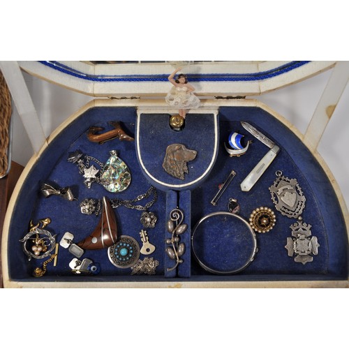 178 - Costume jewellery items consisting of predominately necklaces, bracelets and brooches, some silver i... 