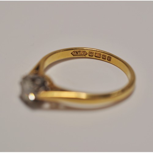 243 - 18ct yellow gold solitaire diamond ring, hallmarked Birmingham marked 18ct approx. .25 ct diamond, a... 