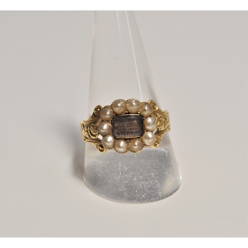 248 - Mourning jewellery - Antique gold ring with a personalised inscription to reverse. The central glaze... 