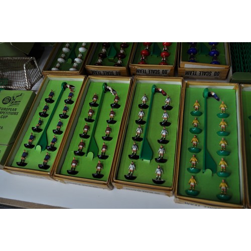 9 - Subbuteo table soccer items including scoreboards for both cricket and football, boxed and complete ... 