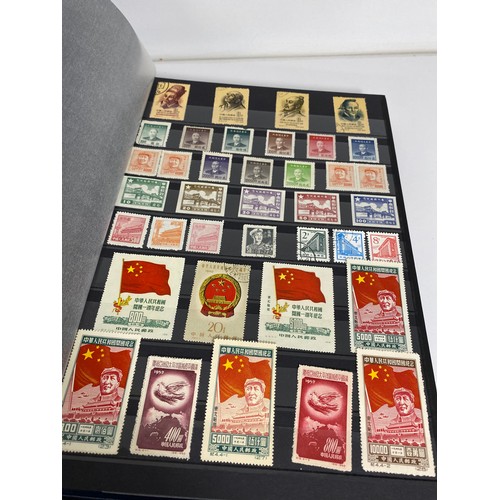 33 - Various Stamp albums containing a mix of UK and stamps from around the world as follows:
x4 UK and B... 