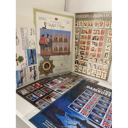 33 - Various Stamp albums containing a mix of UK and stamps from around the world as follows:
x4 UK and B... 