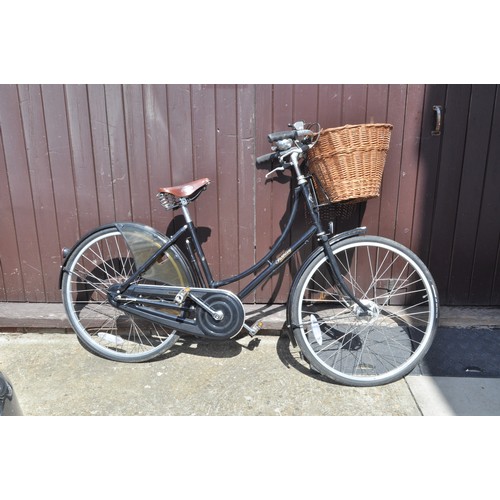 43 - Hand built Pashley Classic bike with Sturmey Archer gears, Brookes saddle, Schwalbe delta cruiser ty... 