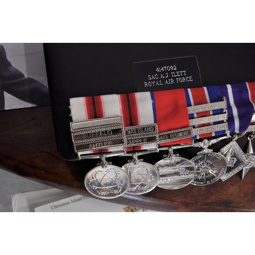 104 - RARE - Medals, possessions and personal documents pertaining to SAC A J Ilett, RAF. 
Items include; ... 