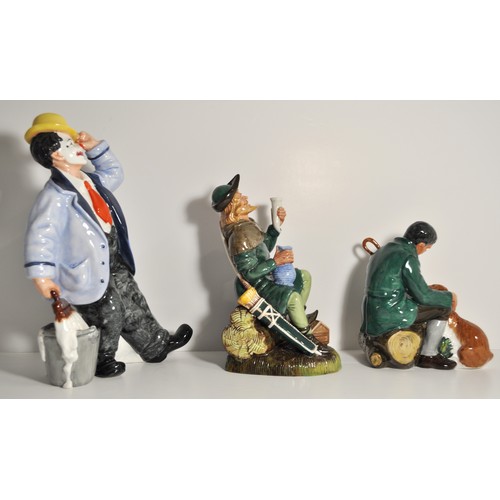 19 - x3 Royal Doulton figurines - Slapdash, The Master and Robin Hood