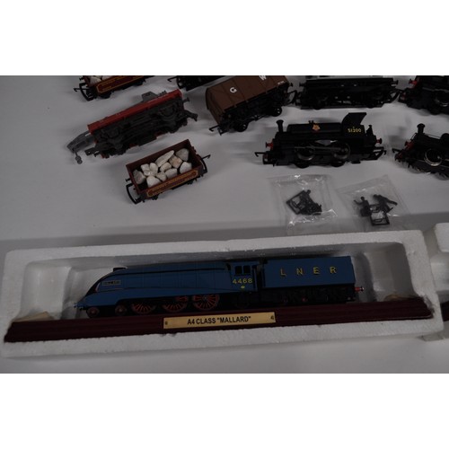 66 - Mixture of Hornby, Mainline and other makers consisting of trains, wagons, track and power unit plus... 