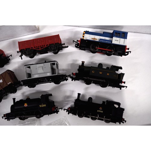 66 - Mixture of Hornby, Mainline and other makers consisting of trains, wagons, track and power unit plus... 