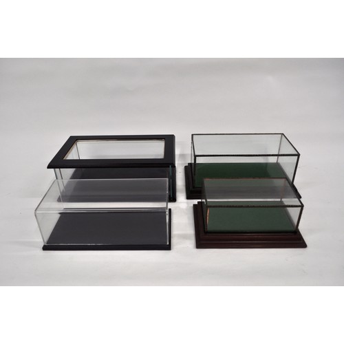 63 - x4 Glass/Perspex display cases in various sizes, ideal for model vehicles/ships etc.