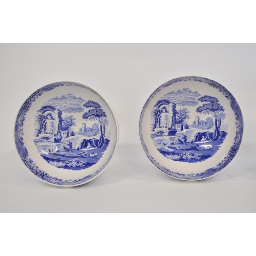 107 - x4 large Spode Italian blue and white bowls with decorative design to both inside and outside, appro... 