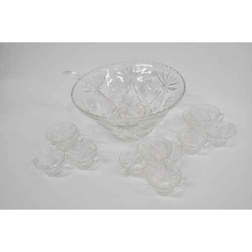 133 - Vintage glass Punch bowl with x12  cups, diameter 14