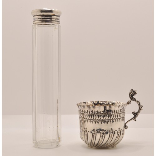 136 - Antique silver items consisting decorative cup hallmarked London by James Wakely & Frank Wheeler, ap... 