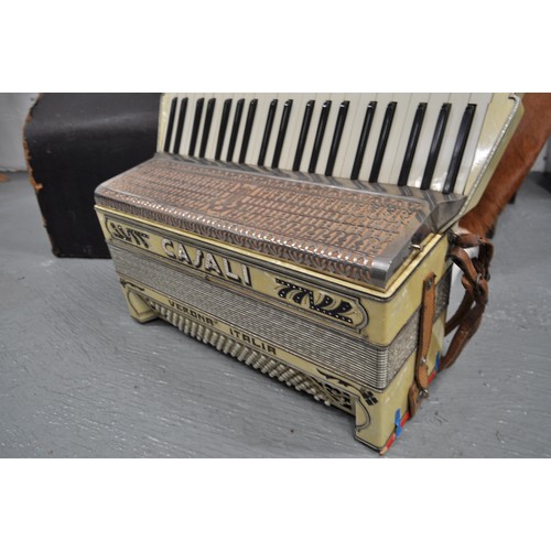 169 - Vintage Casali Verona Italia vintage accordion with mother of pearl deco design,  with case