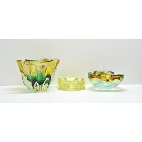 375 - Mixed collection of predominately Murano glassware items, x6 items in total, some with labels