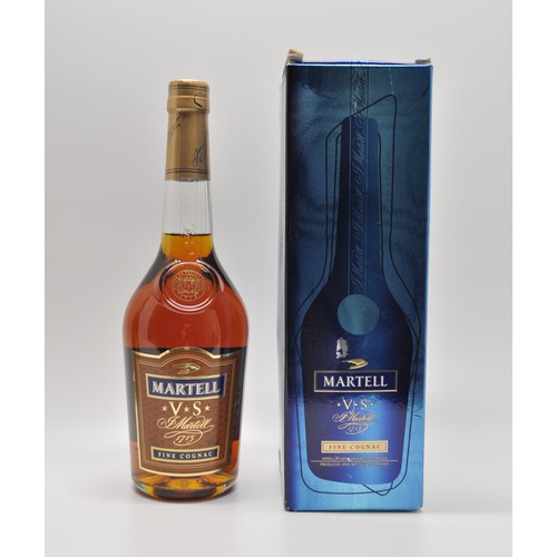 50 - Bottle of Remy Martin fine champagne 70cl, bottle of Hennessy Cognac VSOP Fine champagne, and bottle... 