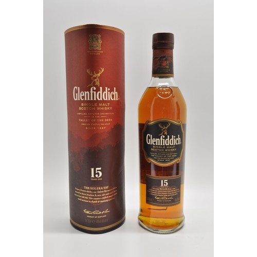 88 - Glenfiddich Solera single malt scotch whisky 15 years old together with Glenfiddich single malt scot... 