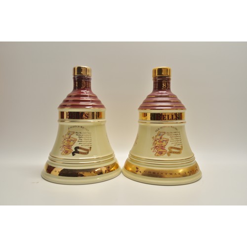 95 - A Bell's 1980's  75cl ceramic decanter of 20 year Royal Reserve,  together with x2 70cl Bell's Extra... 