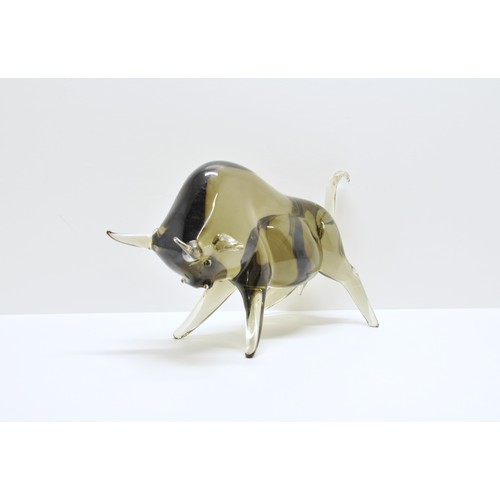 172 - Brown/Amber glass bull, poss. Murano, Approx size L11