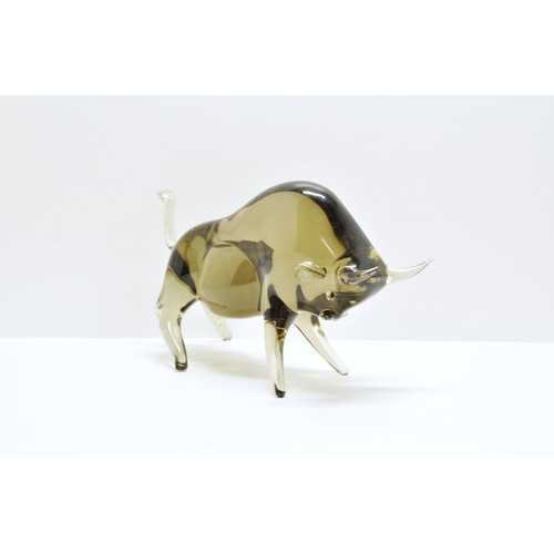 172 - Brown/Amber glass bull, poss. Murano, Approx size L11