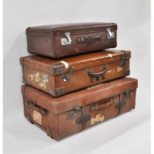 13 - X3 vintage travelling suitcases, Carver & Sons, Globetrotter, with labels.