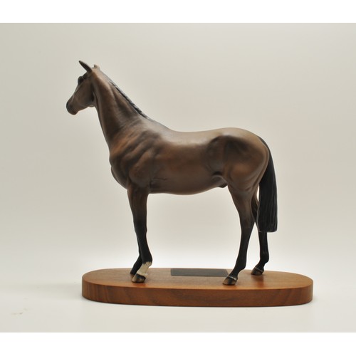 63 - Large Beswick Connoisseur horse, PSALM famous showjumper on wooden plinth, with plaque depicting win... 